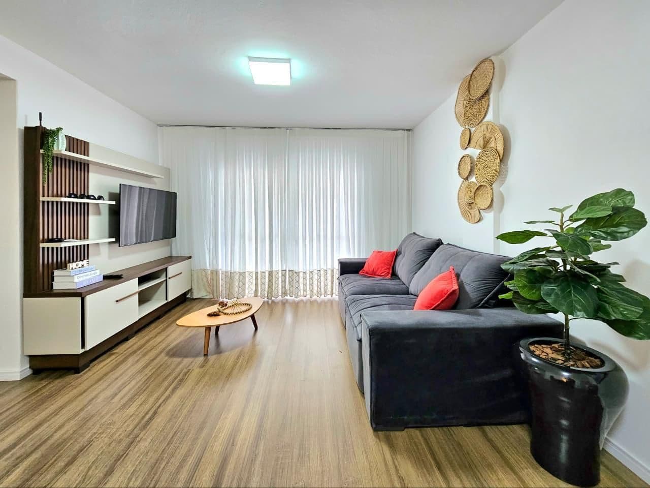 Seu Novo Lar Espera por Você no Melhor Endereço de Balneário Camboriú!