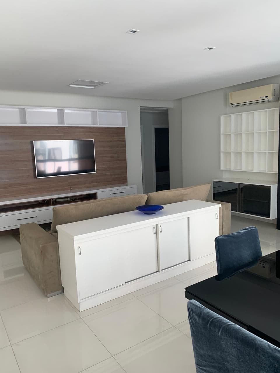 ✨ SOFISTICAÇÃO E CONFORTO NO CORAÇÃO DE BALNEÁRIO CAMBORIÚ! ✨