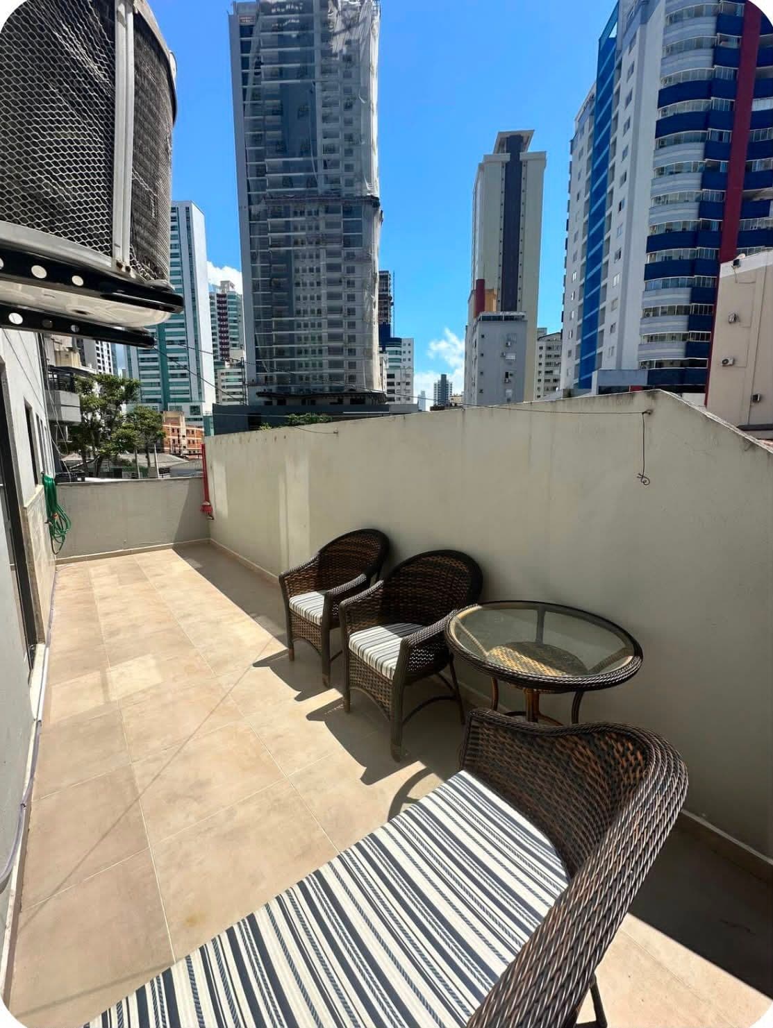 🏡 Apartamento para Locação centro