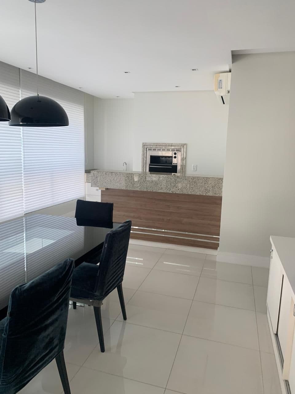 ✨ SOFISTICAÇÃO E CONFORTO NO CORAÇÃO DE BALNEÁRIO CAMBORIÚ! ✨