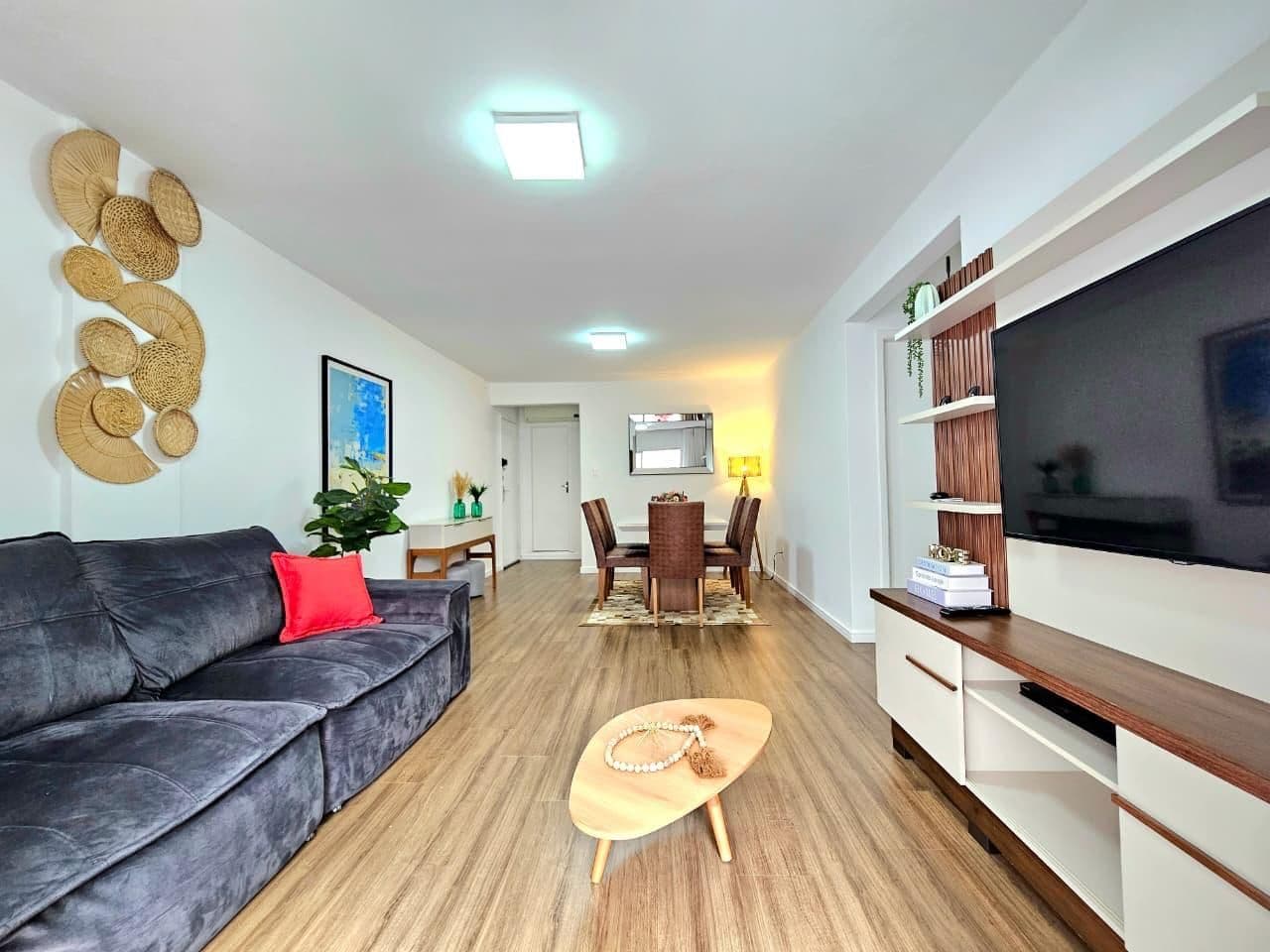 Seu Novo Lar Espera por Você no Melhor Endereço de Balneário Camboriú!